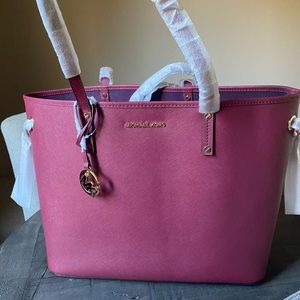 Michael kors jet set tote bag